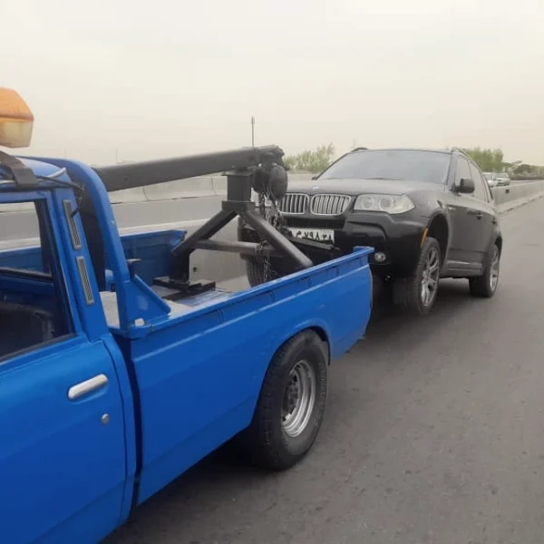 یدک کش در فولادشهر